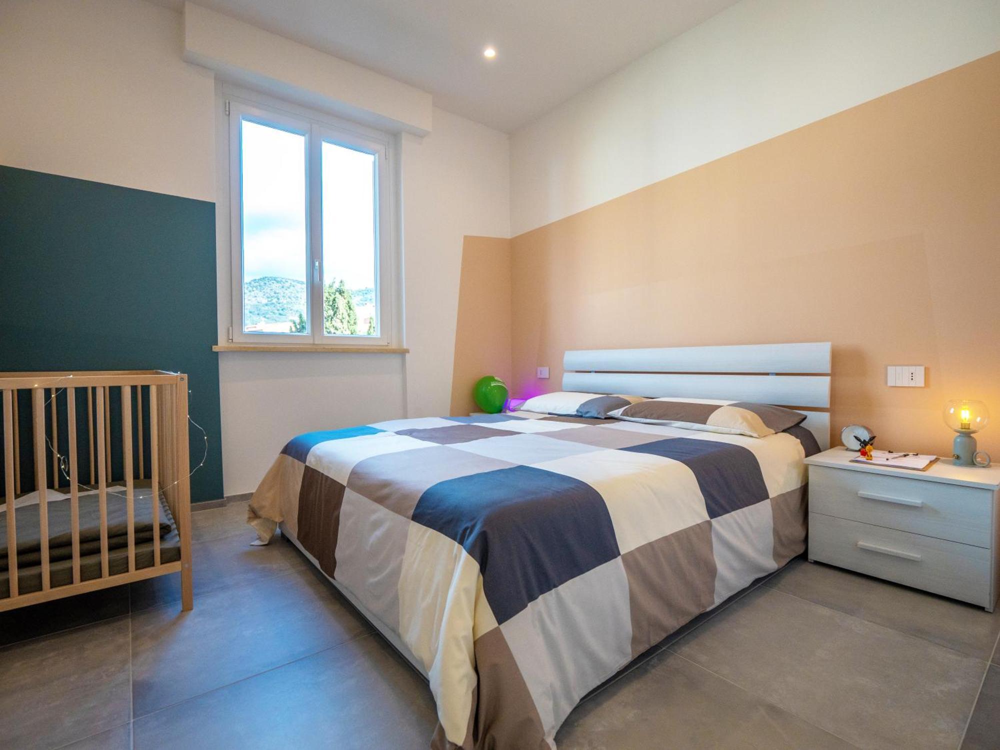 Babyaccomodation Family Bright Pietra Ligure Bagian luar foto