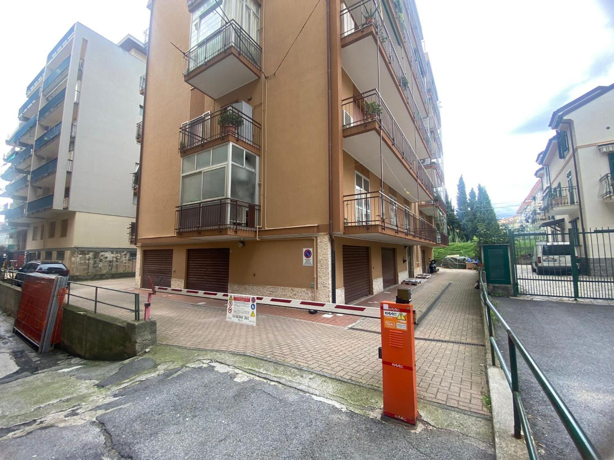 Babyaccomodation Family Bright Pietra Ligure Bagian luar foto